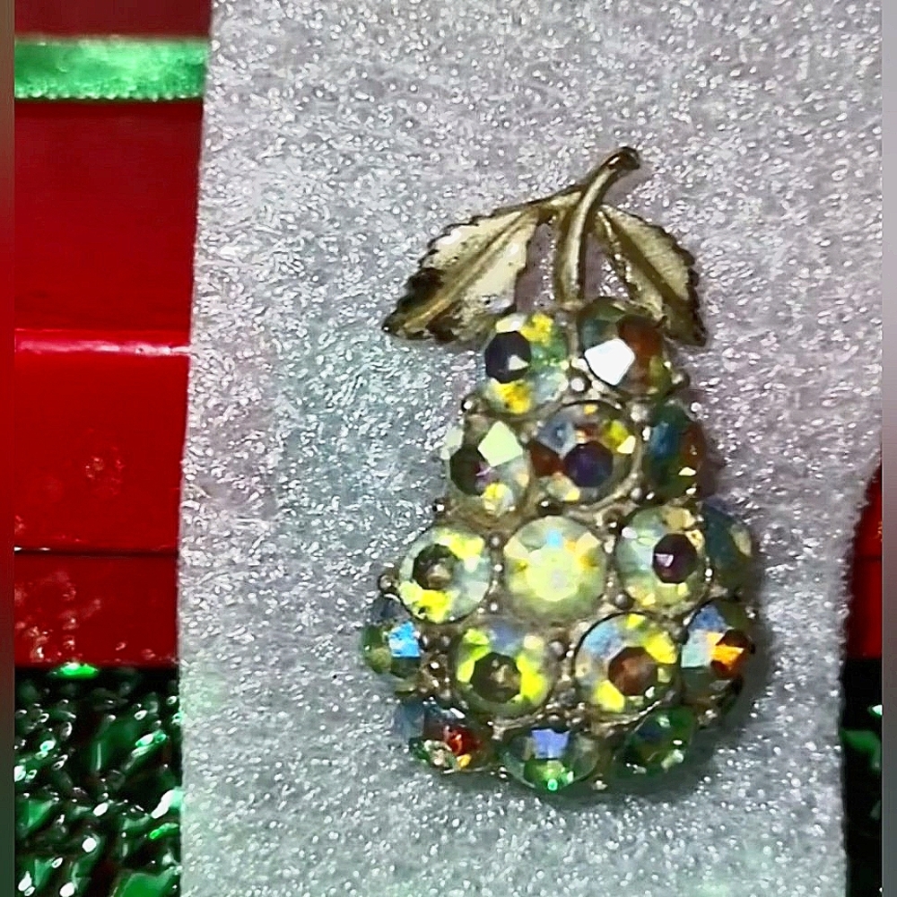 ...And A Partridge In A Pear Tree... Vintage Pear… - image 4